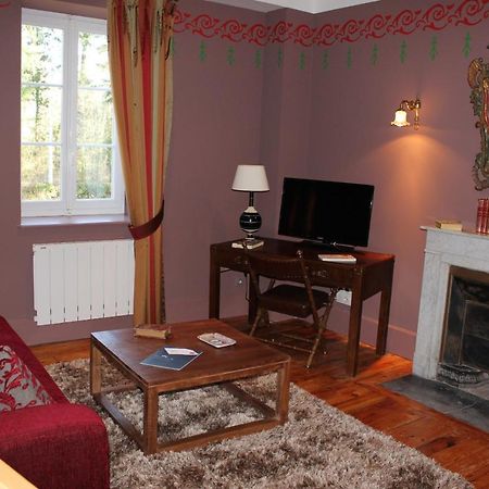 Domaine Des Grands Cedres Bed and Breakfast Cordelle Εξωτερικό φωτογραφία