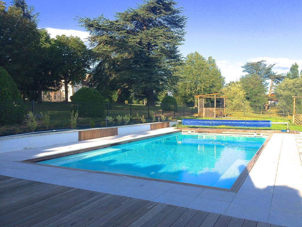 Domaine Des Grands Cedres Bed and Breakfast Cordelle Εξωτερικό φωτογραφία